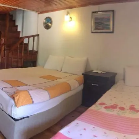 Efsali Triplex Apartamento